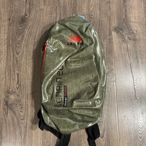 Lerpin 20 Leisure Green Waterproof Men's Backpack Bag NWT Multi-Pocket